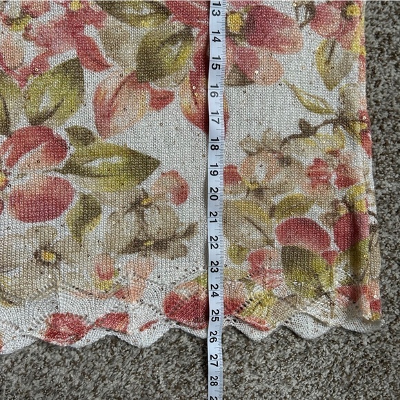 🦋 Alfred Dunner Cream Floral Sequin Scalloped Short Sleeve Sweater Blouse XL - Picture 6 of 6